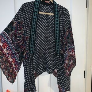 Flying Tomato boho kimono